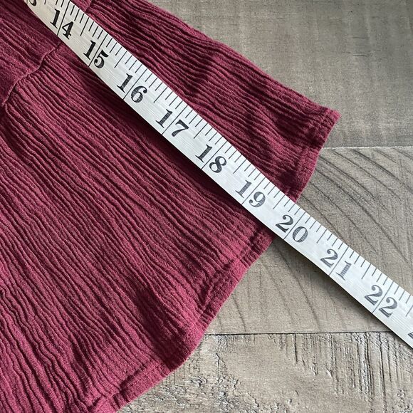 Torrid  Flowy Top, 3/4 sleeve with lace detail Maroon Size 2 - Picture 12 of 16